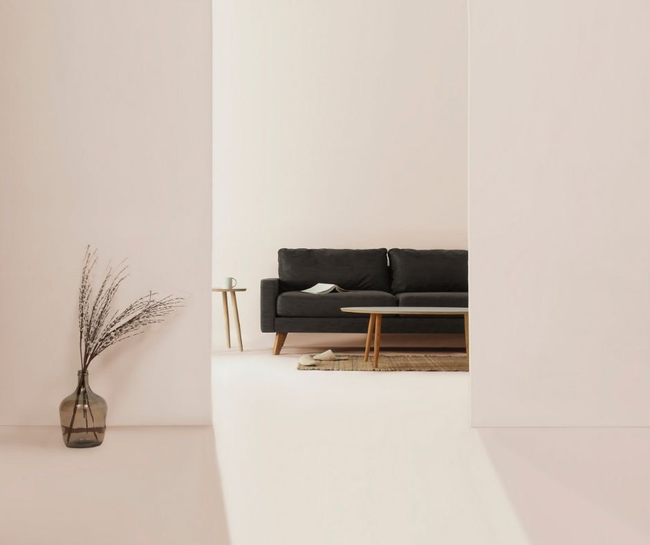 Pohľad do minimalistického interiéru bytu