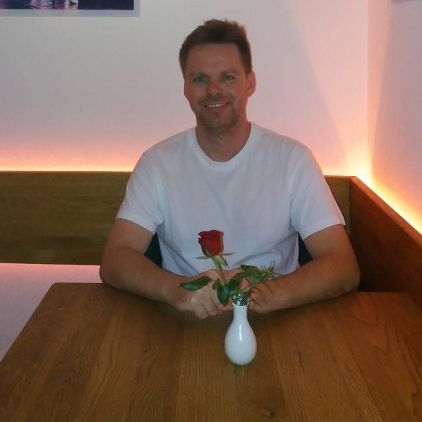 Presenting the broken author avatar :D